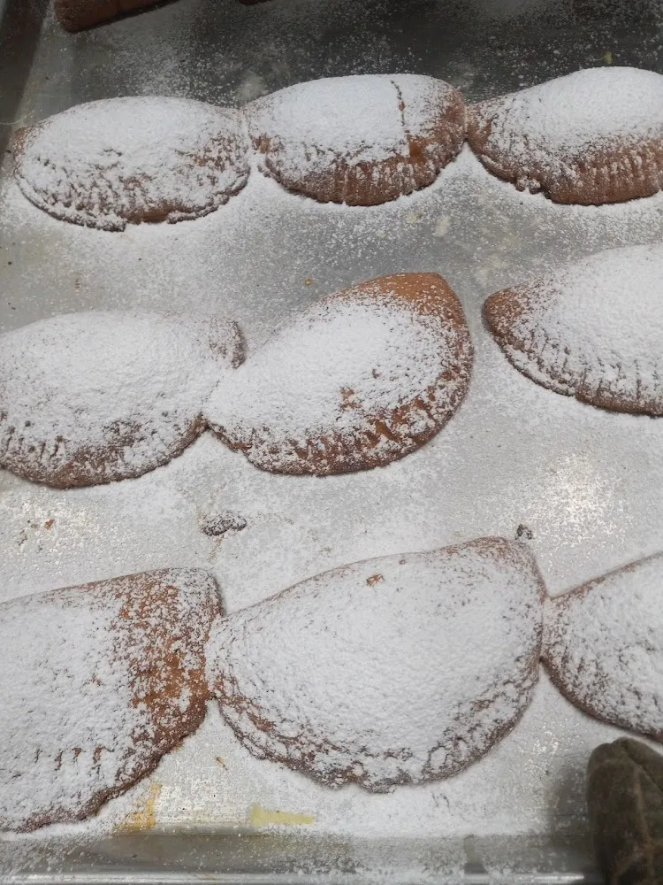 Empanadas Con Manjar de Leche