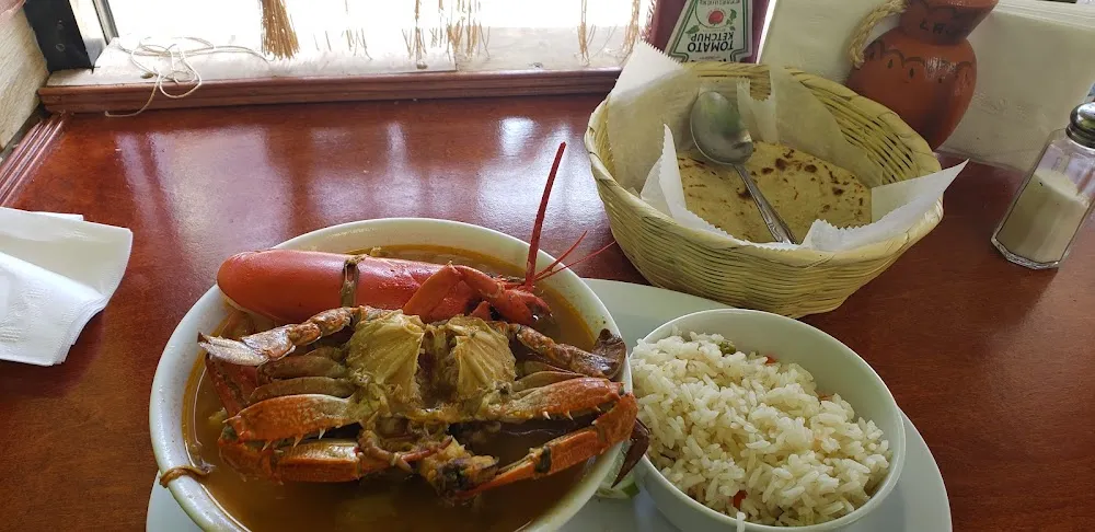 Rico Caldo De Mariscos